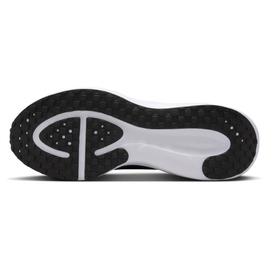 Nike Revolution 8